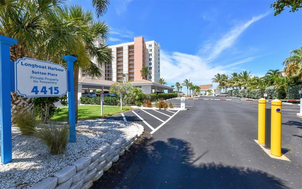 4440 Exeter Drive, Unit 301, Longboat Key, FL 34228 Photo