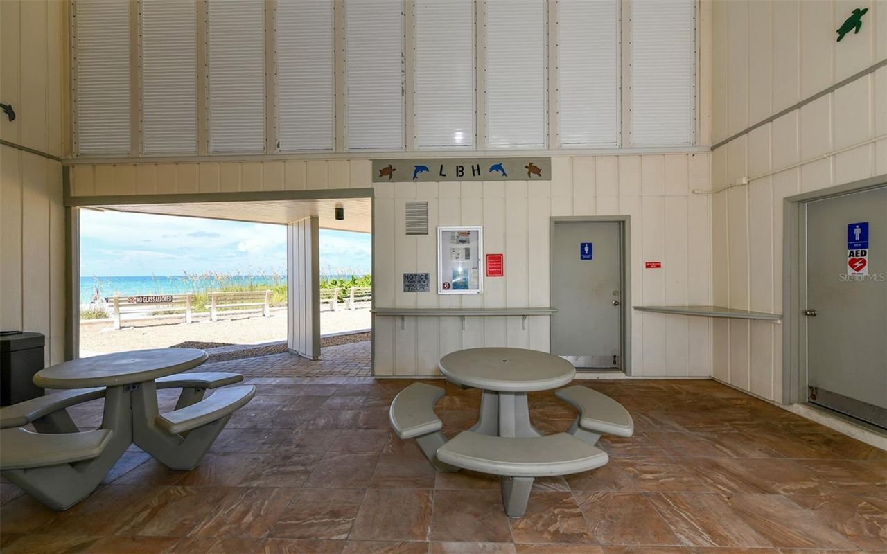 4440 Exeter Drive, Unit 301, Longboat Key, FL 34228 Photo