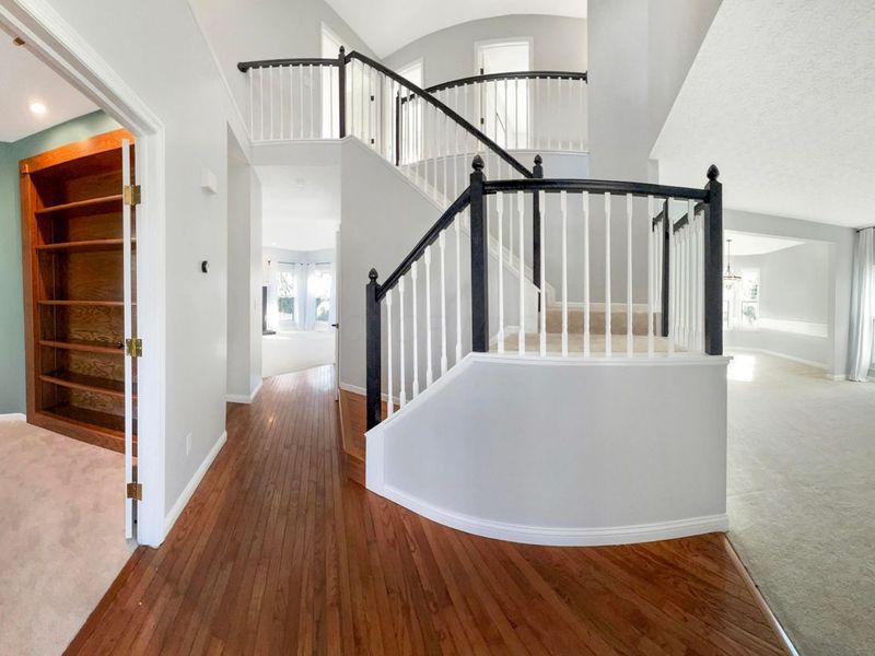 559 Cherry Hill Drive, Pickerington, OH 43147 Photo 4