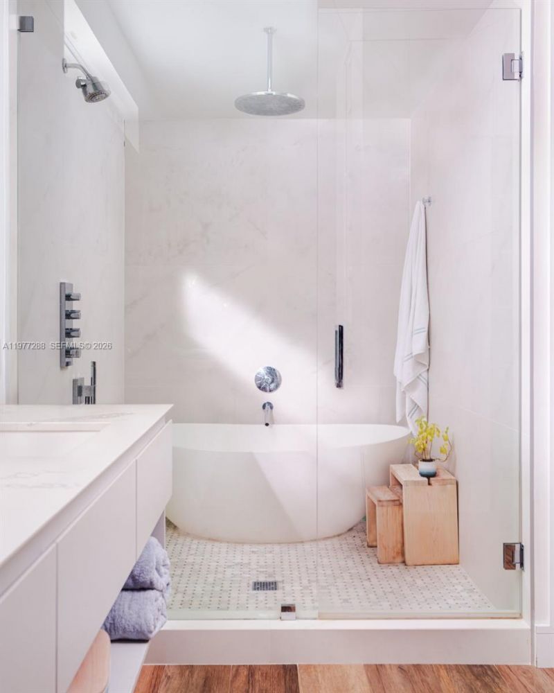 2977 Bridgeport Ave, Miami, FL 33133 Photo