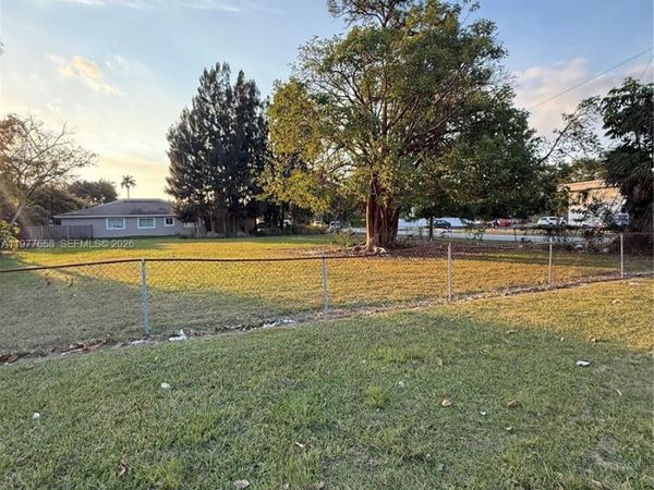 9 ct NE 2 Avenue , Homestead, FL 33030