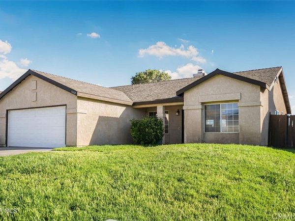 1048 Sequoia Lane , Rosamond, CA 93560