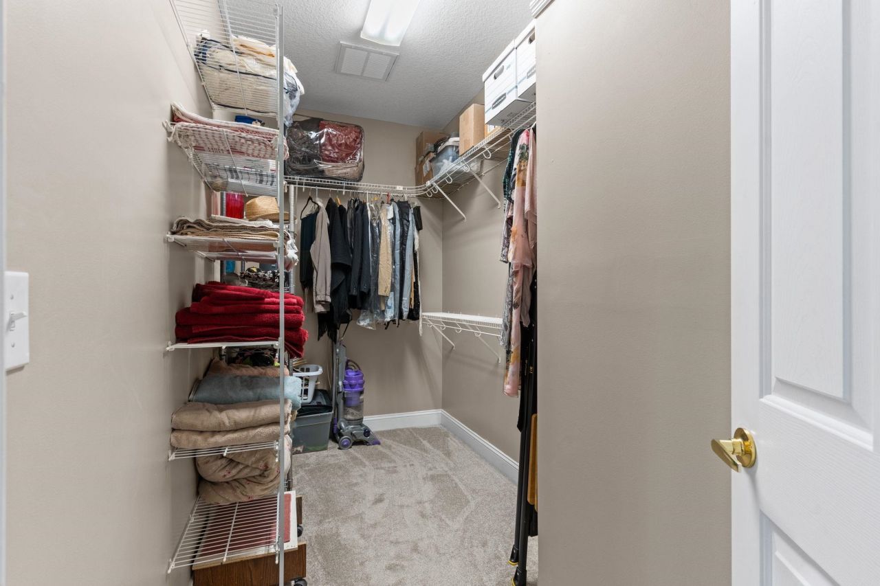 4327 Lakeside Dr. Photo 22