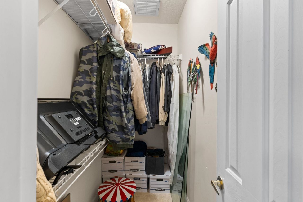 4327 Lakeside Dr. Photo 32