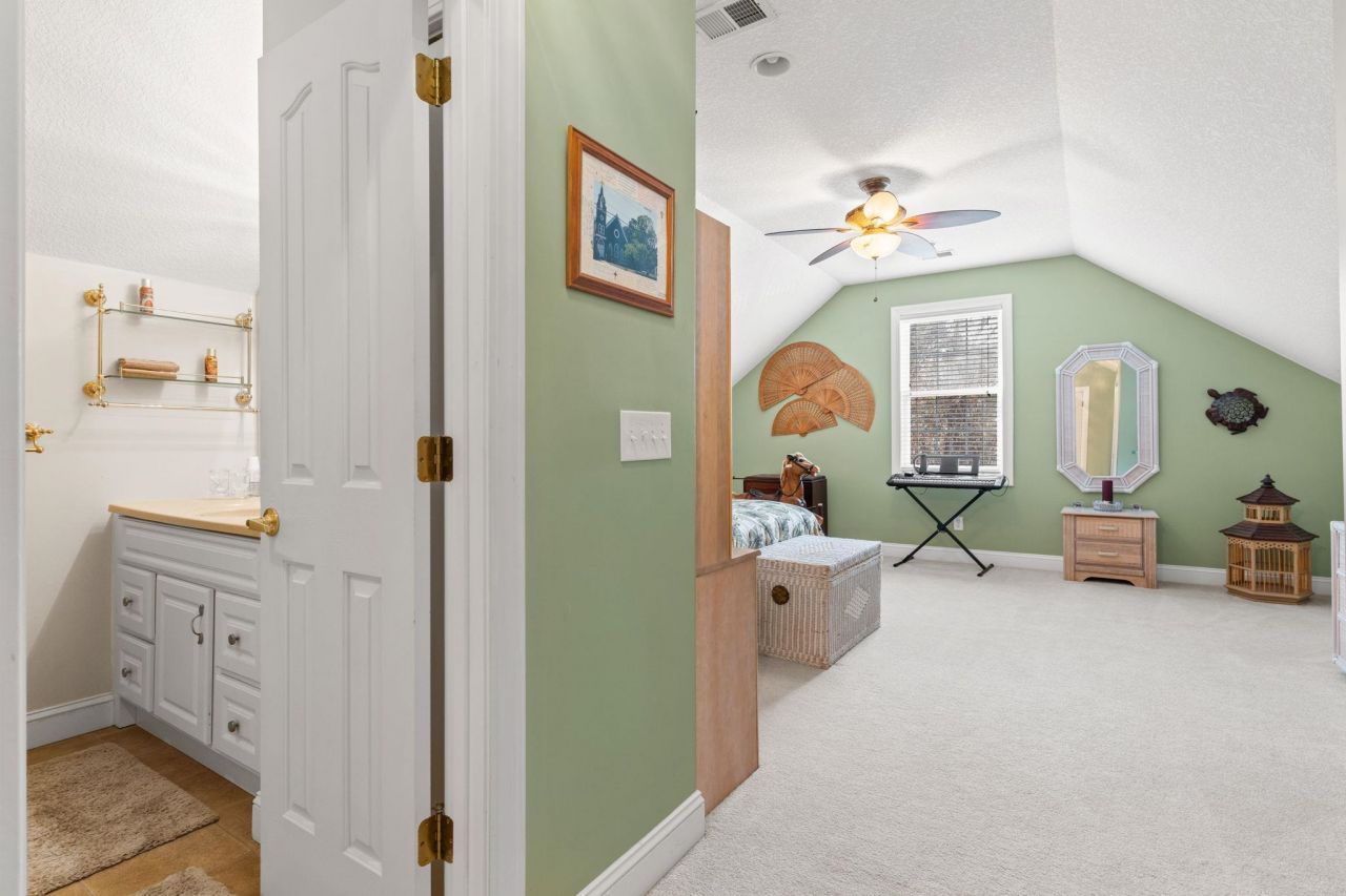 4327 Lakeside Dr. Photo 33