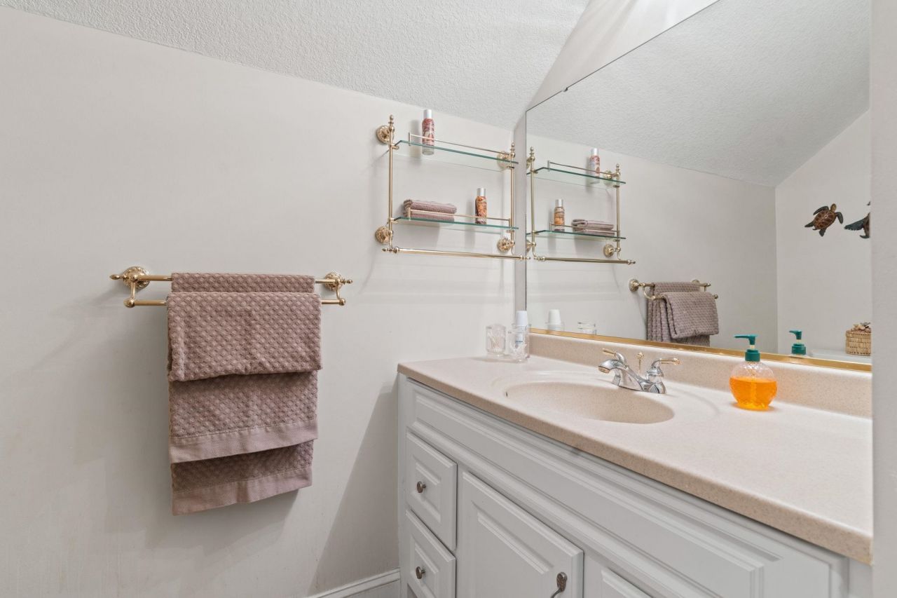 4327 Lakeside Dr. Photo 35