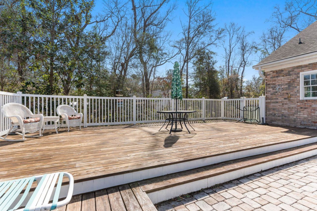 4327 Lakeside Dr. Photo 51