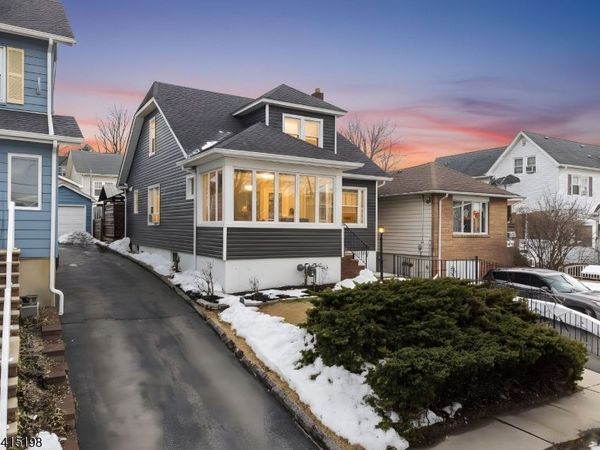 22 William St, North Arlington, NJ 07031