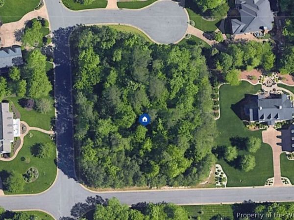 201 Hurlston , Williamsburg, VA 23188