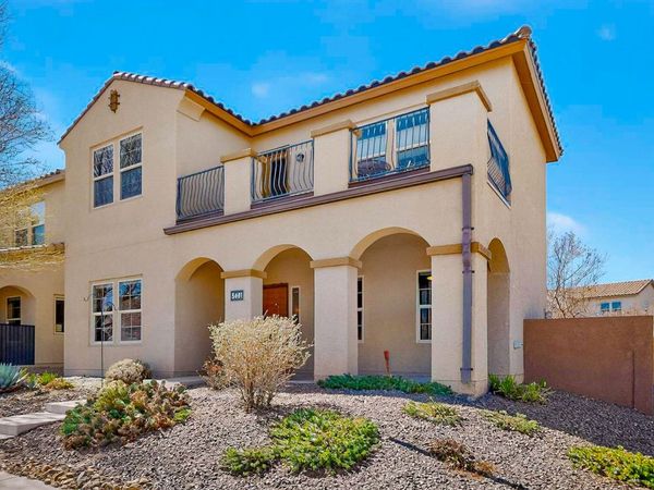 5601 Addis Drive SE, Albuquerque, NM 87106