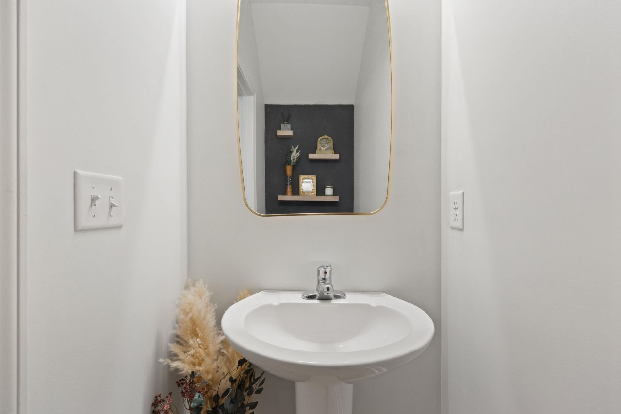 333 Dante Circle Photo 12