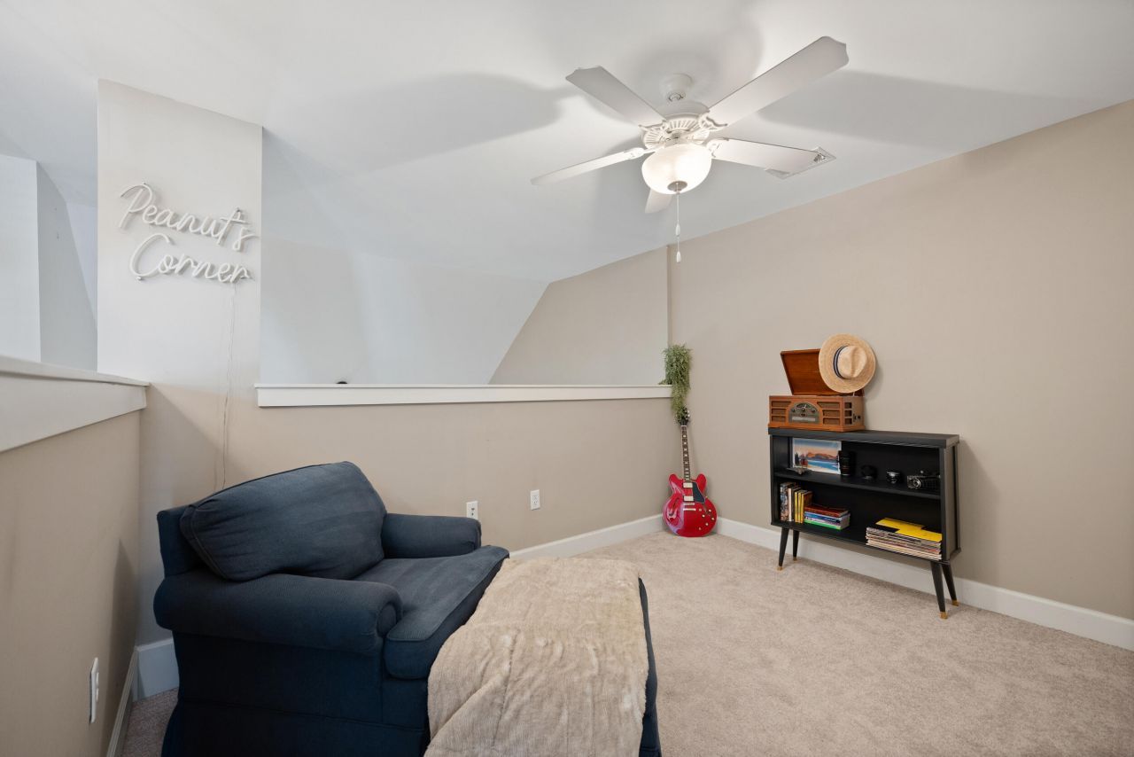 333 Dante Circle Photo 18