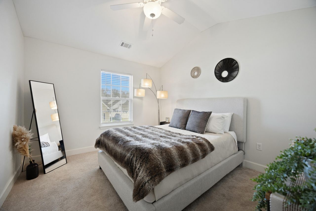 333 Dante Circle Photo 19