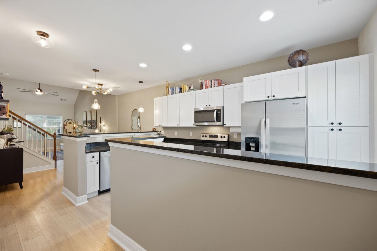 333 Dante Circle Photo 23