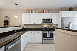 333 Dante Circle photo 4