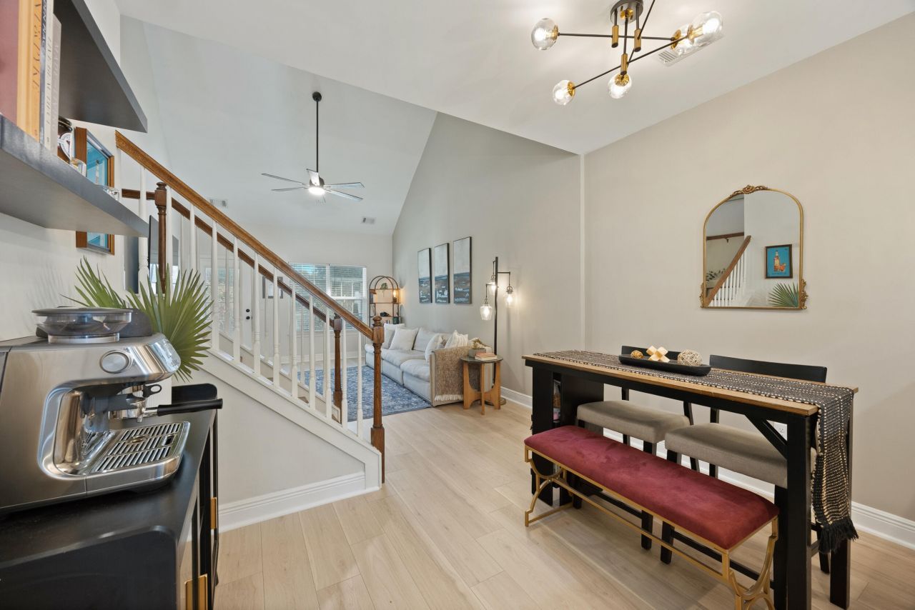 333 Dante Circle Photo 8