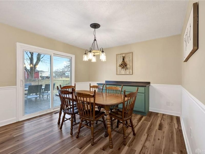 2352 Pembury Drive, Xenia, OH 45385 Photo 11