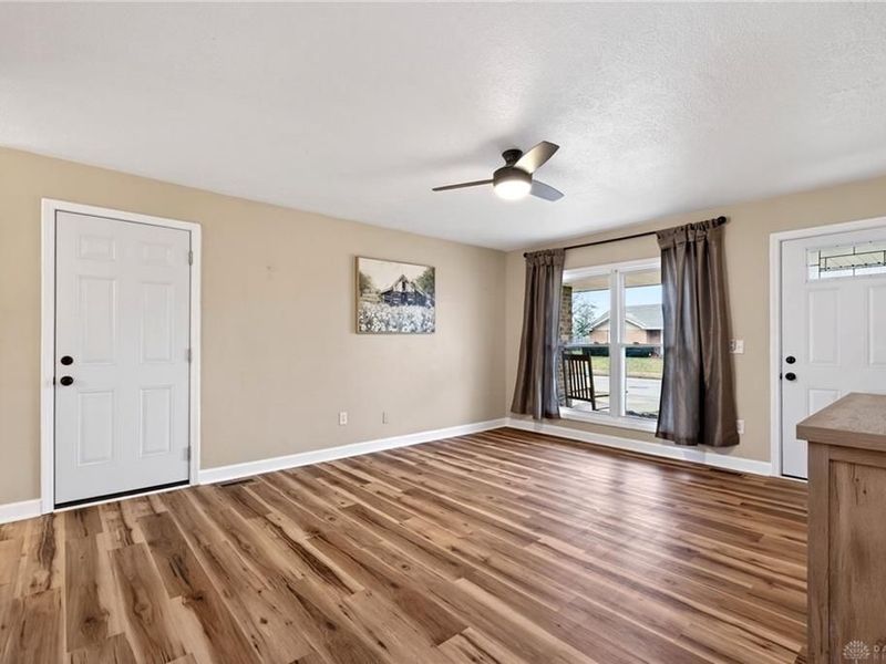 2352 Pembury Drive, Xenia, OH 45385 Photo 9