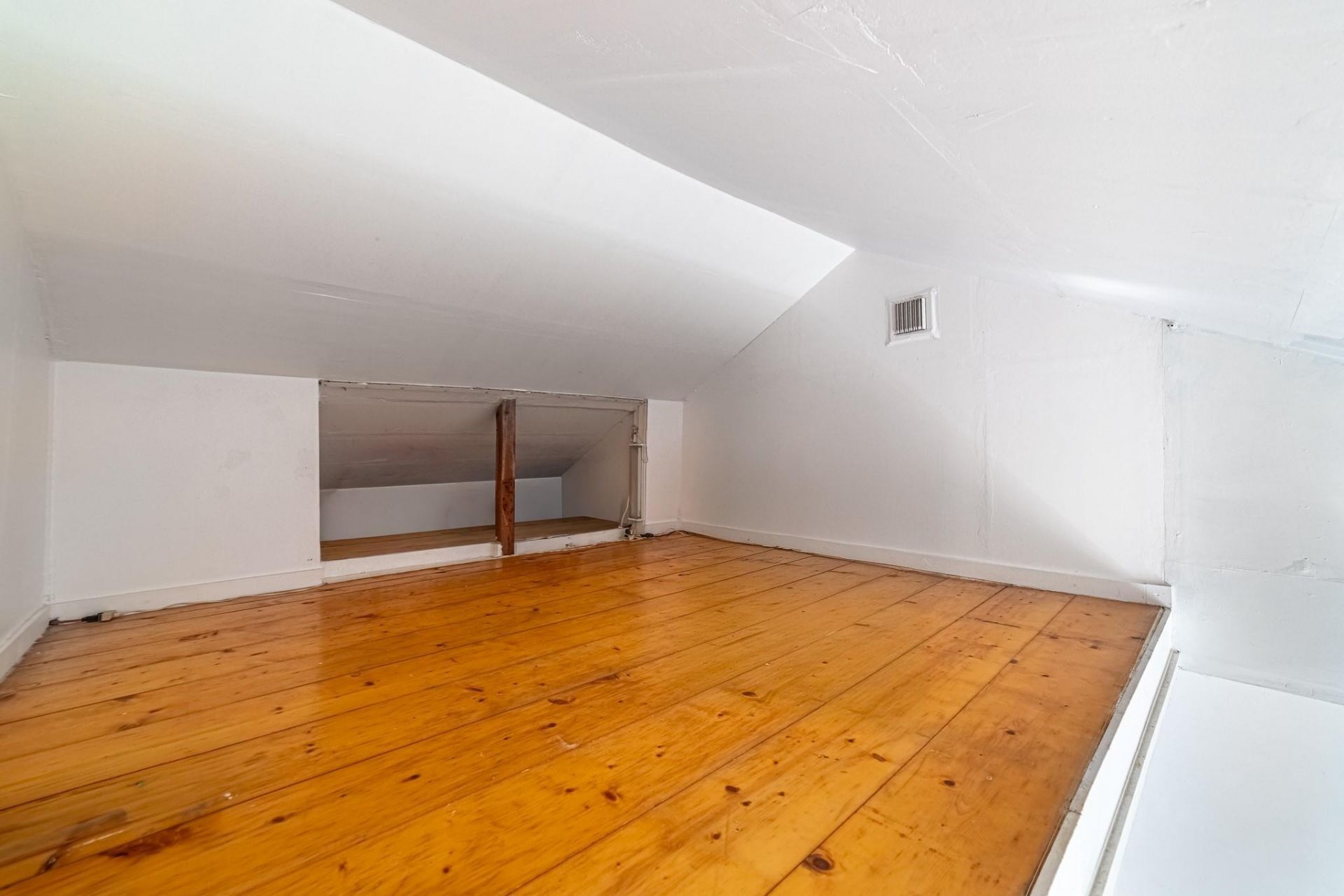 758 Meridian Avenue, Unit 8, Miami Beach, FL 33139 Photo