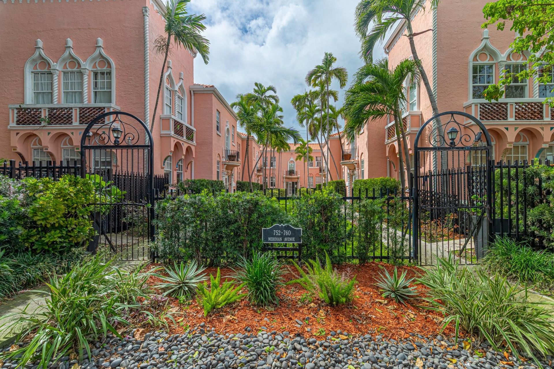 758 Meridian Avenue, Unit 8, Miami Beach, FL 33139 Photo