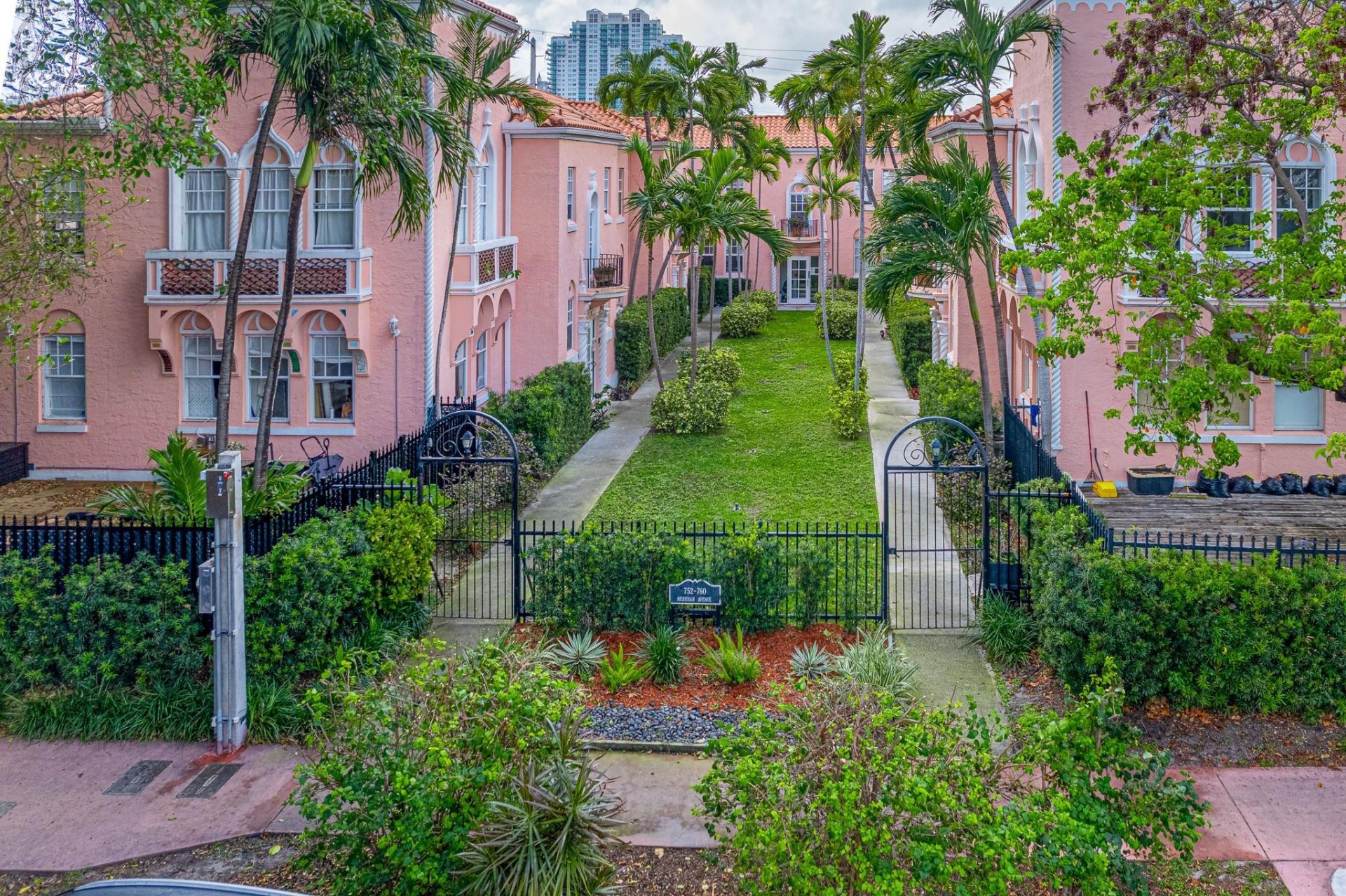 758 Meridian Avenue, Unit 8, Miami Beach, FL 33139 Photo