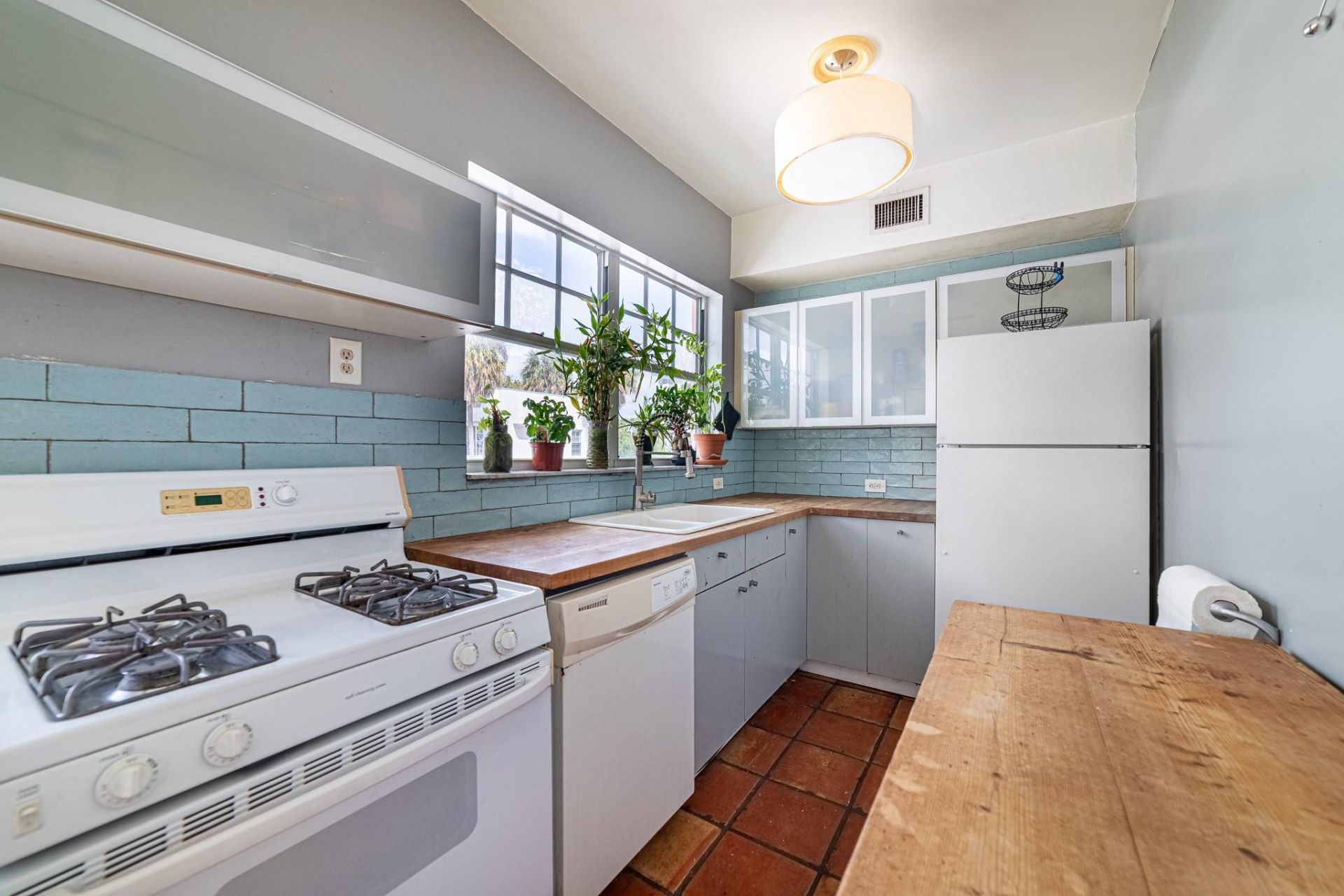 758 Meridian Avenue, Unit 8, Miami Beach, FL 33139 Photo