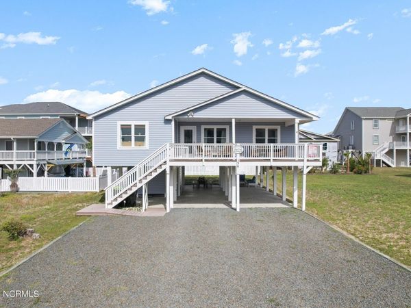 130 Crab Street, Holden Beach, NC 28462