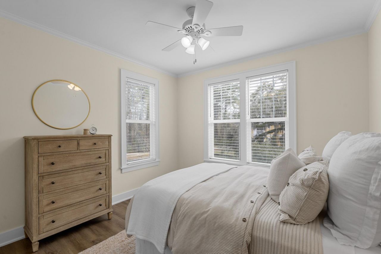 2228 Chatelain Way Photo 18