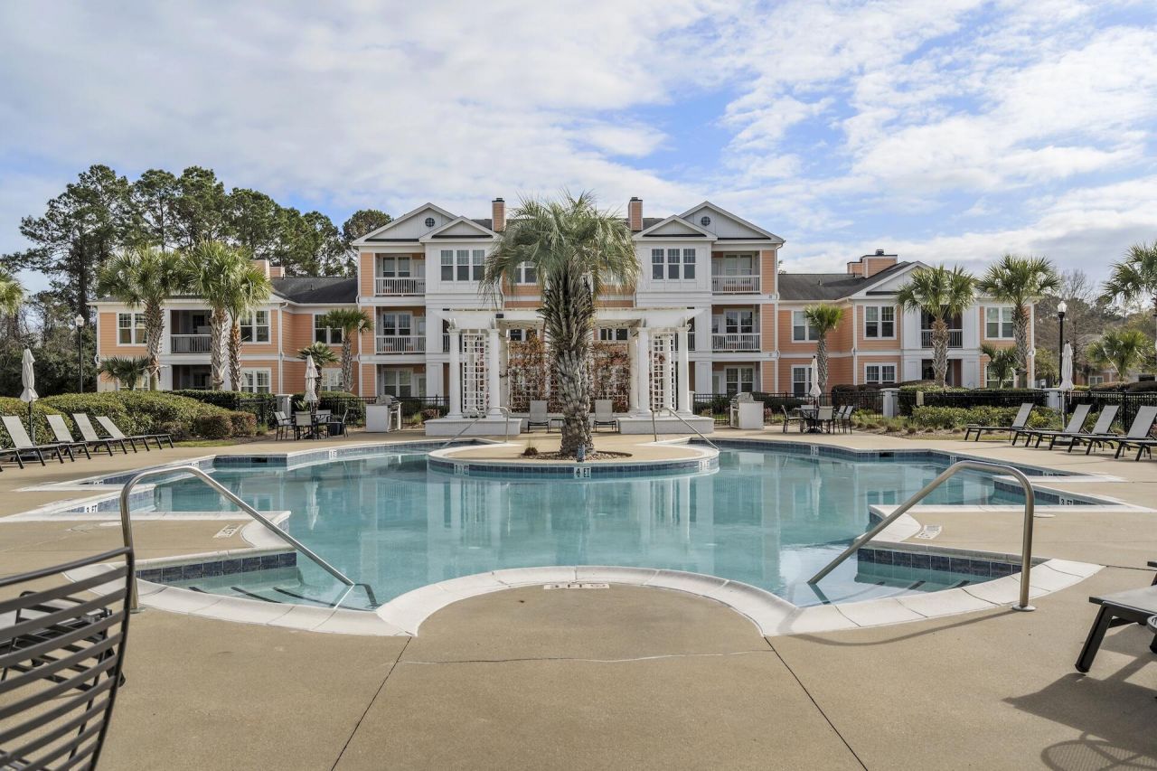 2228 Chatelain Way Photo 22