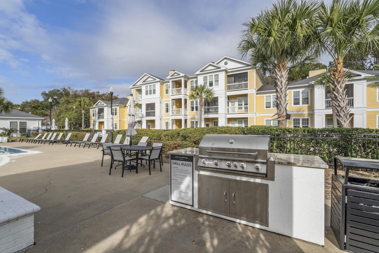 2228 Chatelain Way Photo 28