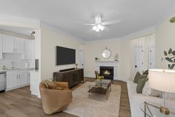 2228 Chatelain Way photo 4