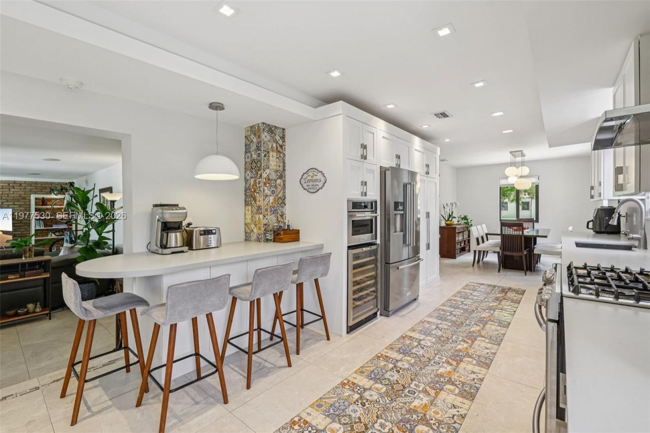 441 SW 27th Rd , Miami, FL 33129 Photo