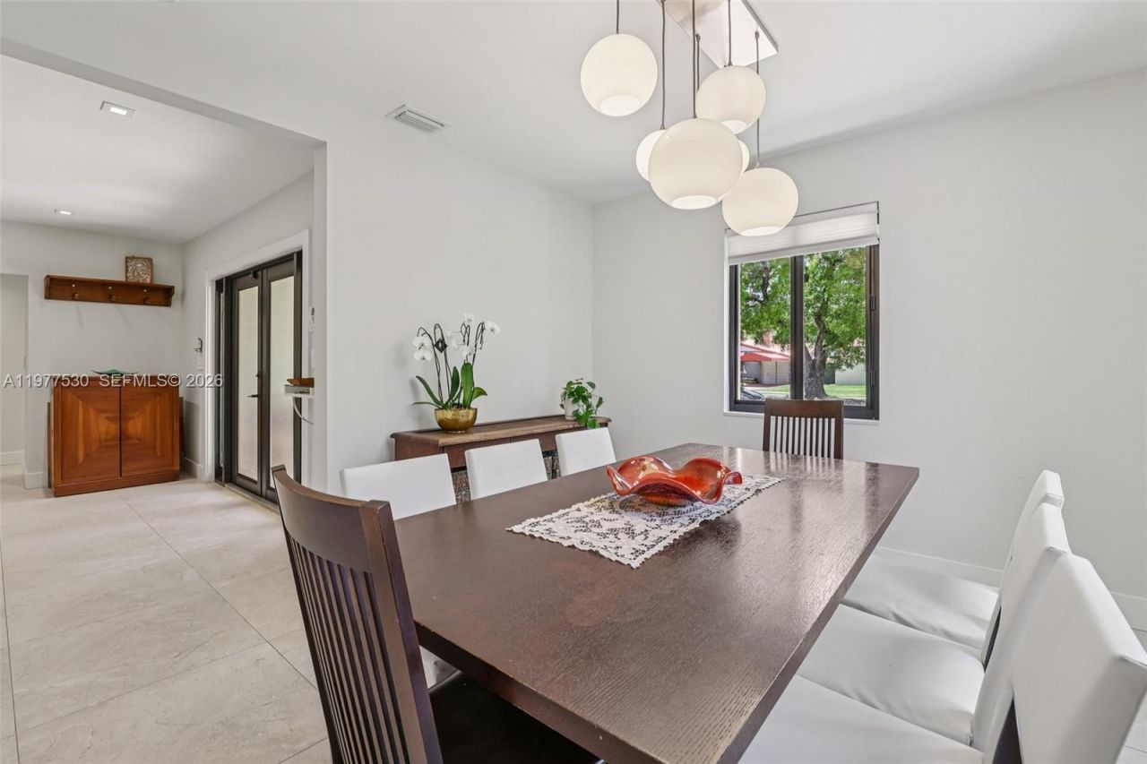 441 SW 27th Rd , Miami, FL 33129 Photo