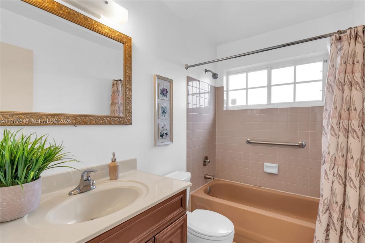 13331 SW 51st St , Miami, FL 33175 Photo