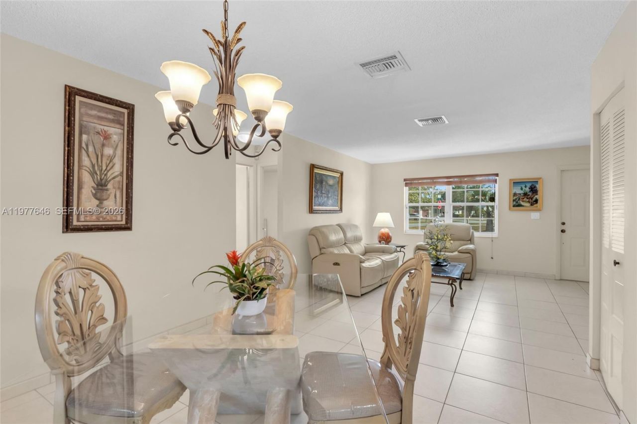 13331 SW 51st St , Miami, FL 33175 Photo