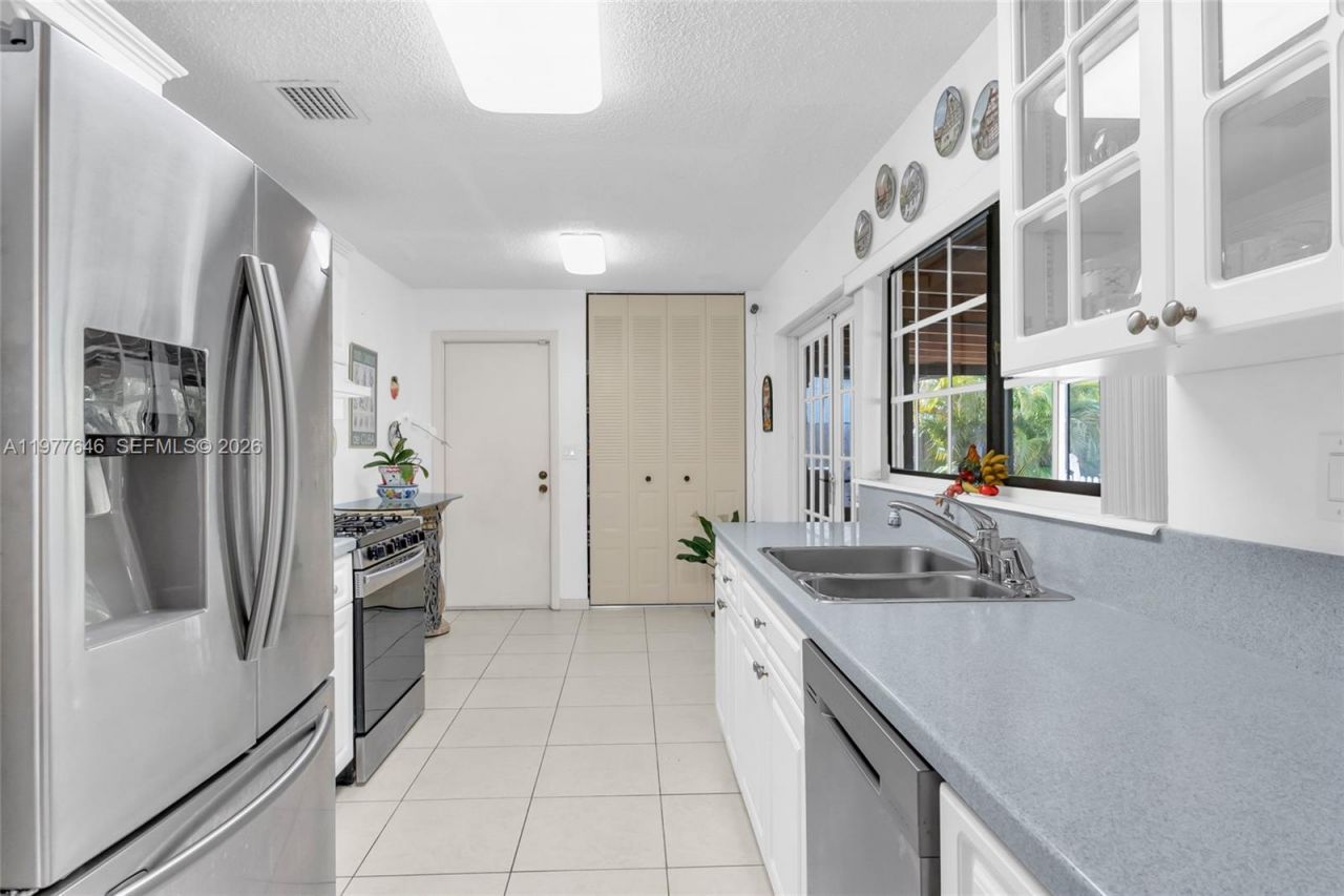 13331 SW 51st St , Miami, FL 33175 Photo