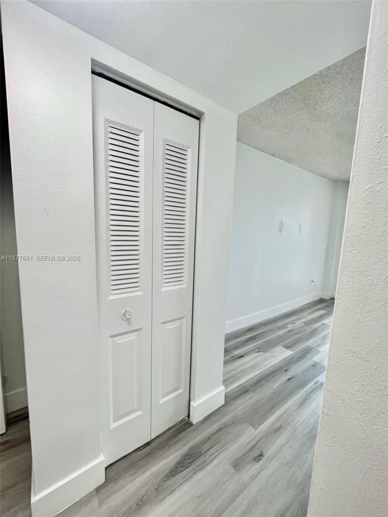 1800 NW 24th Ave, Unit 219, Miami, FL 33125 Photo