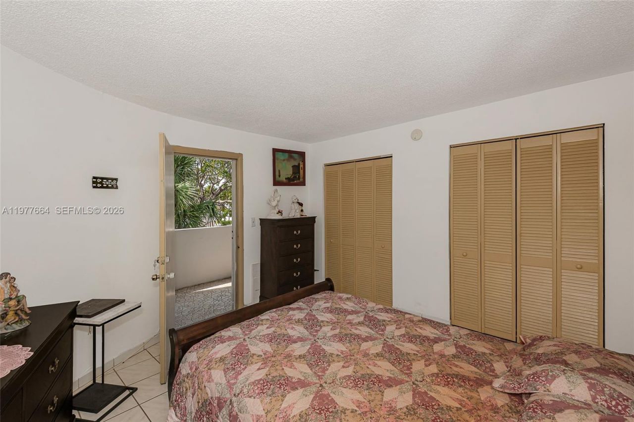 2000 Biarritz Dr , Unit 201, Miami Beach, FL 33141 Photo