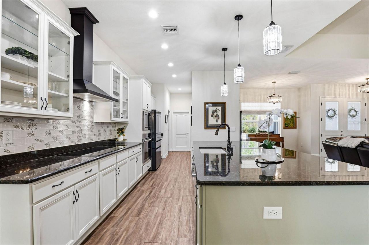 8001 Woodleaf Boulevard, Wesley Chapel, FL 33544 Photo