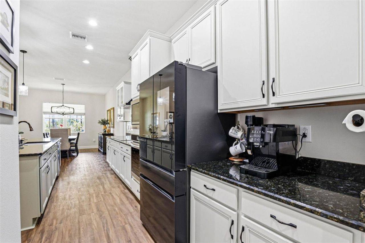 8001 Woodleaf Boulevard, Wesley Chapel, FL 33544 Photo