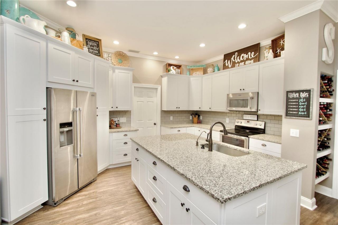 2920 Meadowood Drive, New Port Richey, FL 34655 Photo