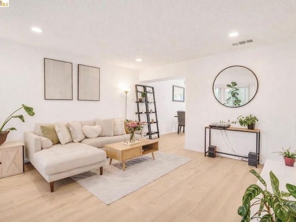 1260 Pine Creek Way, Unit I, Concord, CA 94520