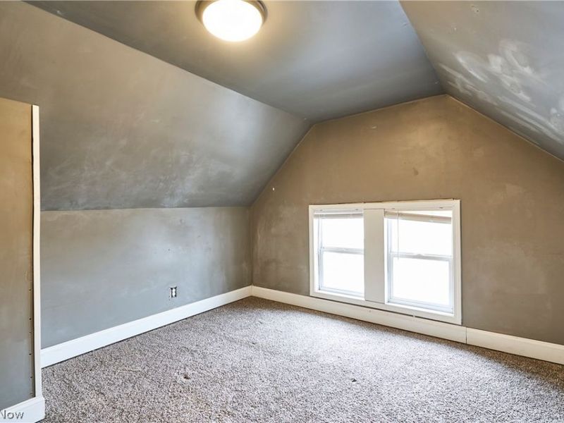 885 Brown Street, Akron, OH 44311 Photo 24