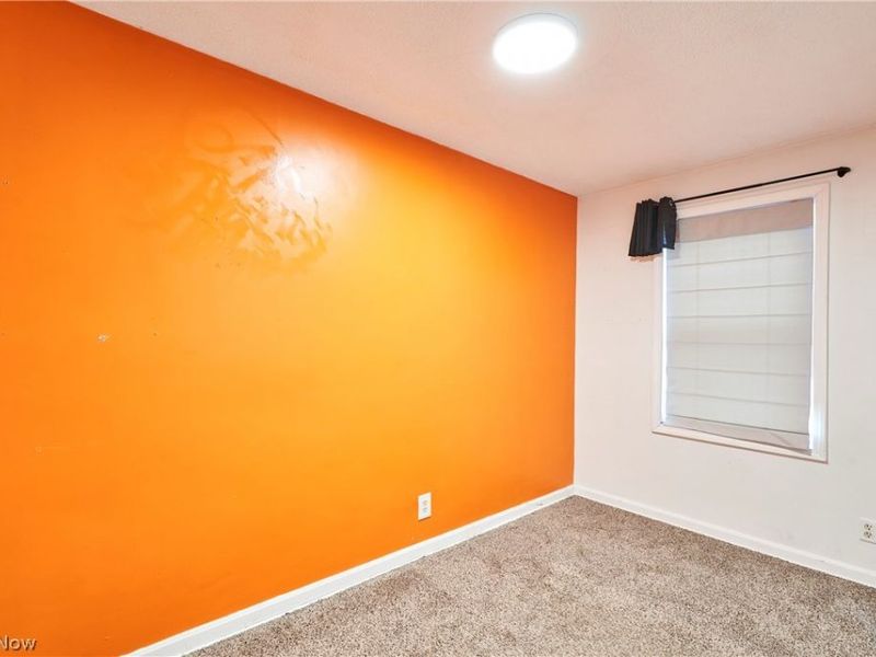 885 Brown Street, Akron, OH 44311 Photo 9