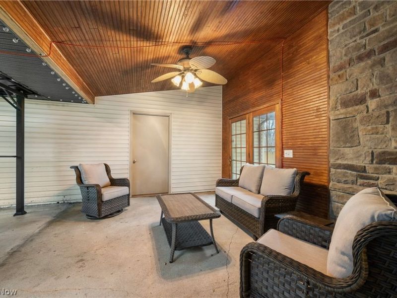 800 Emerson Avenue NW, North Canton, OH 44720 Photo 9