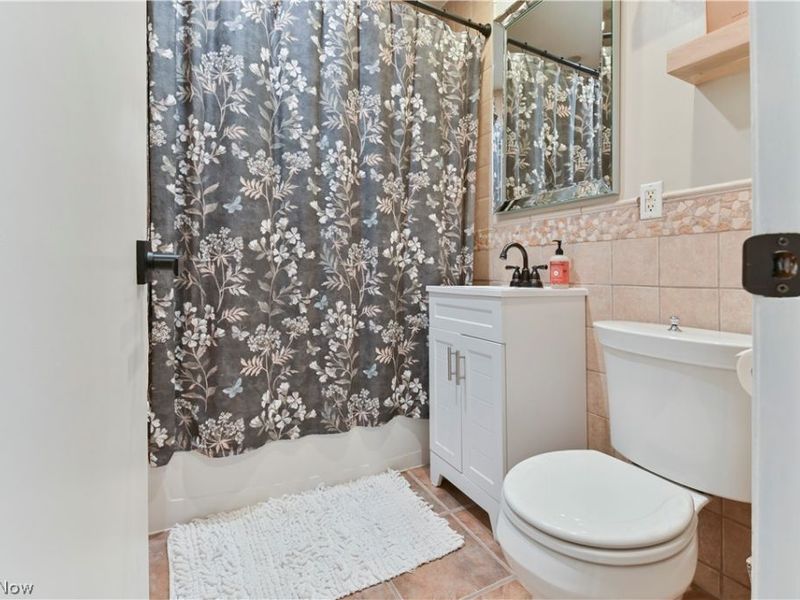 5317 Karen Isle Drive, Willoughby, OH 44094 Photo 12