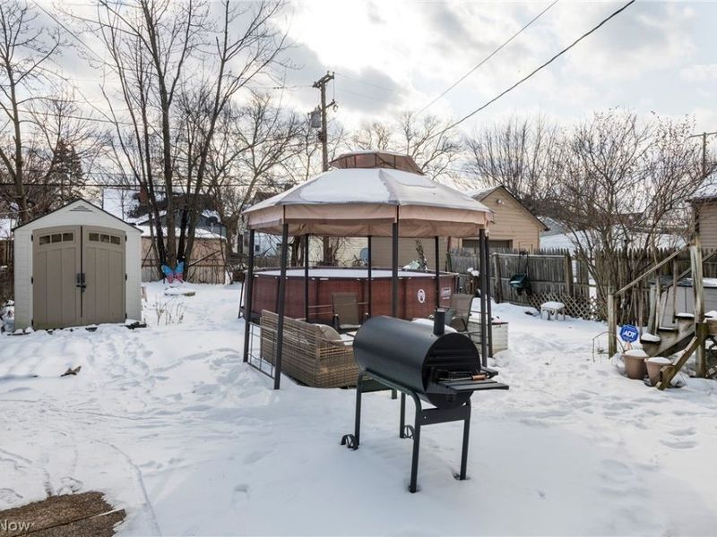 13505 Tyler Avenue, Cleveland, OH 44111 Photo 29