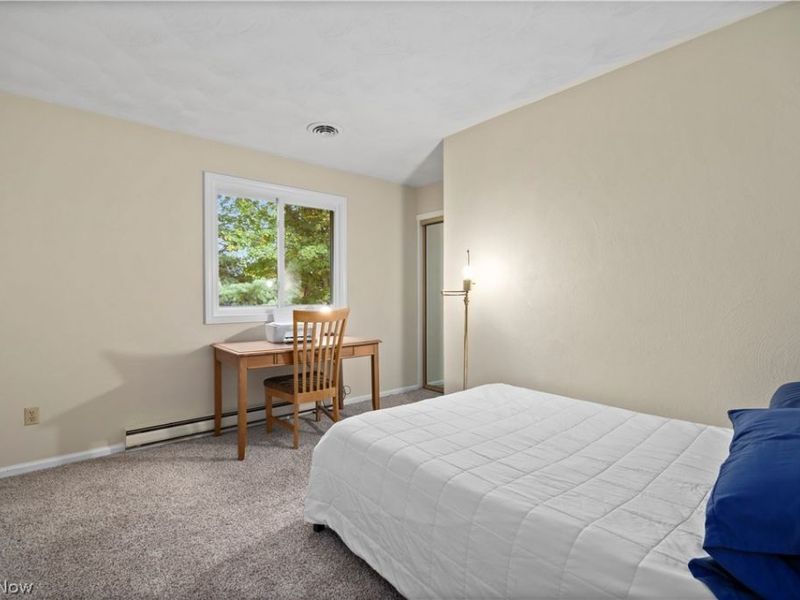 621 Van Oaks Drive, Amherst, OH 44001 Photo 19