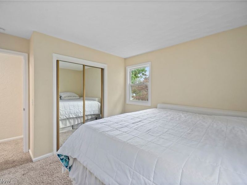 621 Van Oaks Drive, Amherst, OH 44001 Photo 22