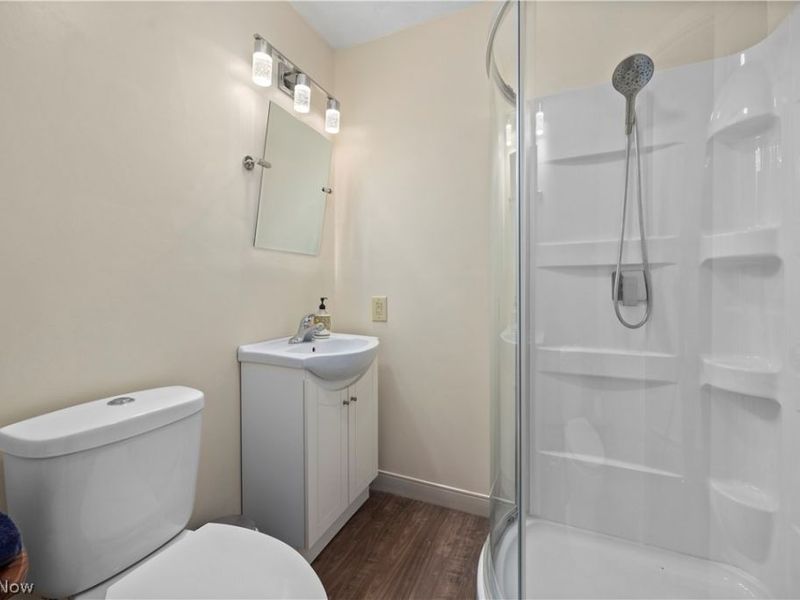 621 Van Oaks Drive, Amherst, OH 44001 Photo 23